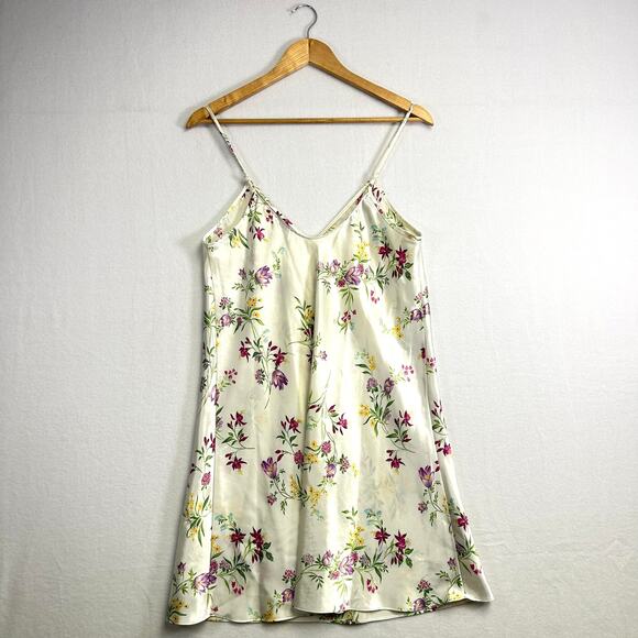 Garden Girl Feminine Romantic Maidenform Lingerie Floral Nighty Slip - size M - Picture 10 of 12